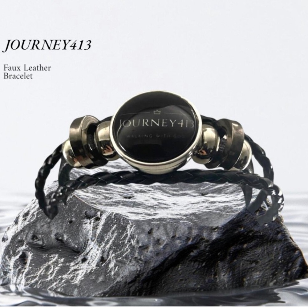 Journey413 Black T-Shirt and Accessories Set 3pcs - Picture 4 of 5